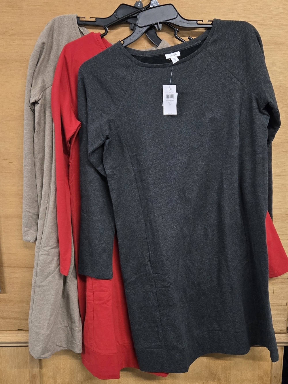 (3) J. Jill Dark Gray-Red-Beige Long-Sleeve Size MT - Sweatshirt Style